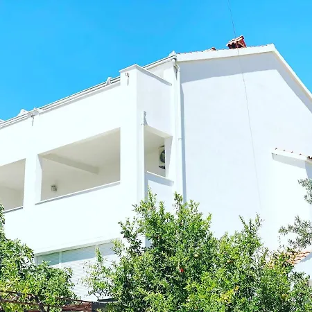 Casa Loro Mit Meerblick Und Privatem Pool * טרוגיר