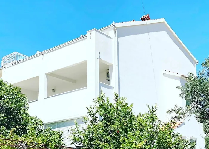 Casa Loro Mit Meerblick Und Privatem Pool * טרוגיר