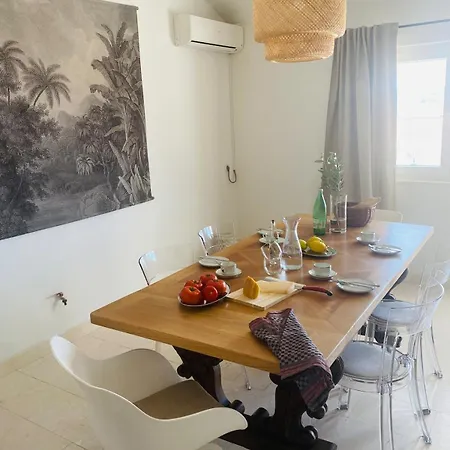 Casa Loro Mit Meerblick Und Privatem Pool 트로기르